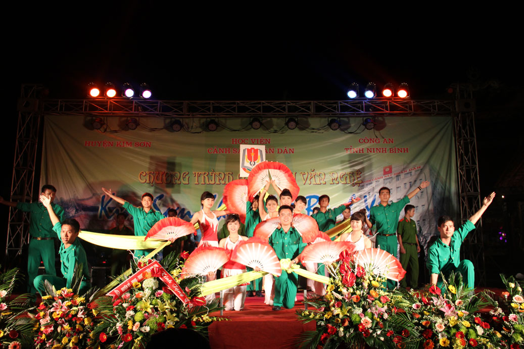 Hình ảnh giao lưu văn nghệ "Kim Sơn tiếng hát bình yên" ngày 15/9/2012 tại Kim Sơn, Ninh Bình